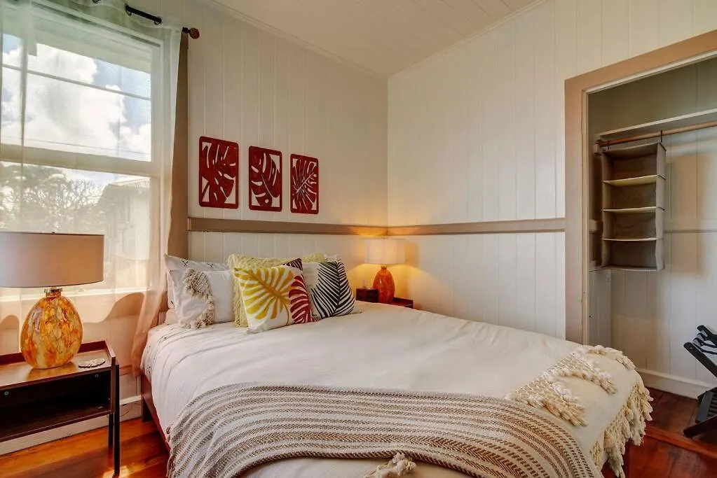 New Paddler'S Inn- 3Br Hilo Downtown United States