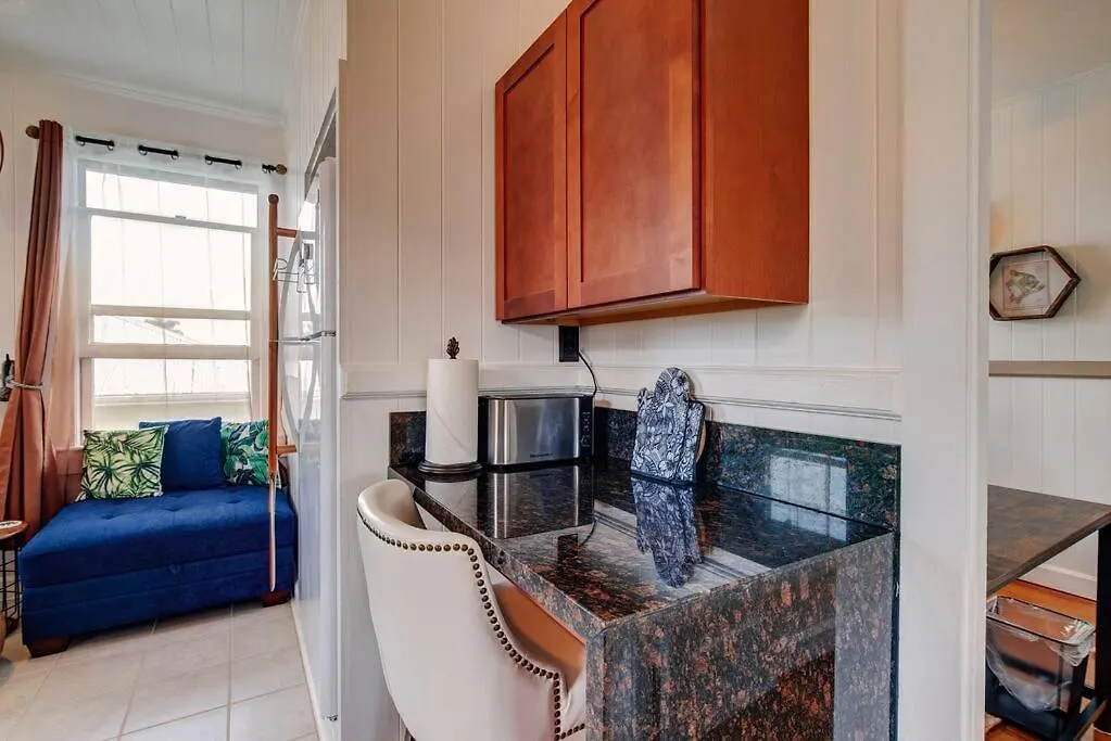 New Paddler'S Inn- 3Br Hilo Downtown 0*,  United States